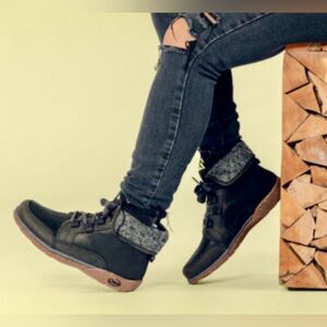 Chaco Barbary Waterproof Boots